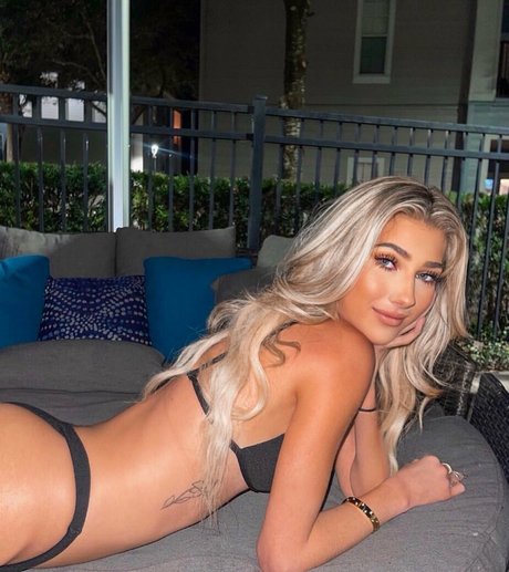 Kayli Suldo beautiful star pics