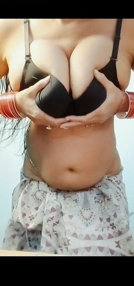 Payel Vlog free model image