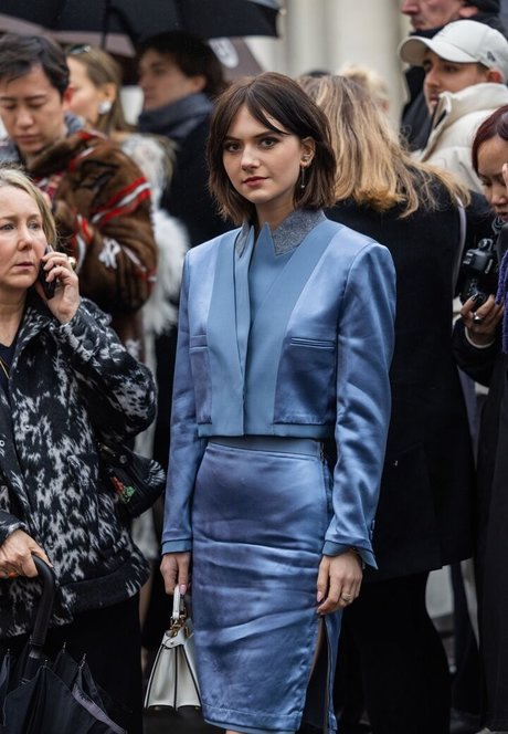 Emilia Jones art pornstar galleries