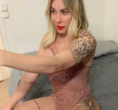 bbc pawg onlyfans pornographic images