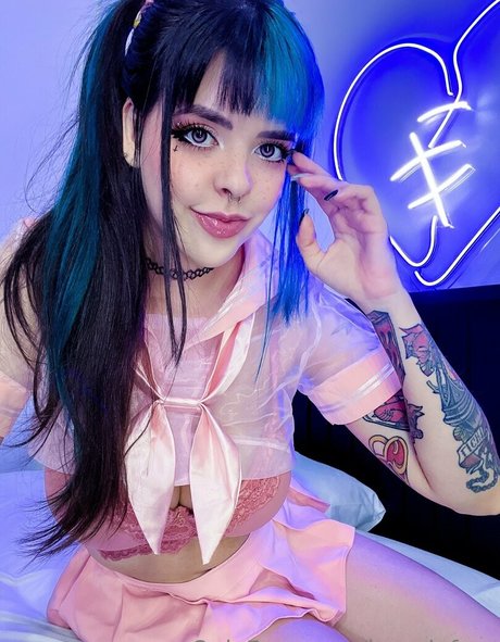 bonniefree model sexy pictures