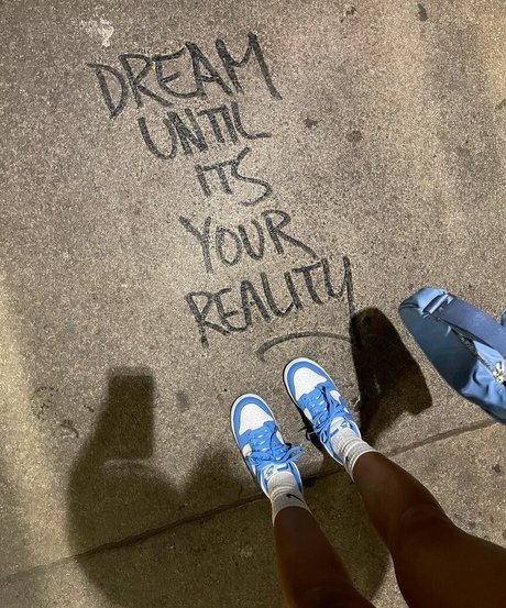 Flor De La Rosa free star pictures