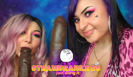 urpawgkylie pornstar image