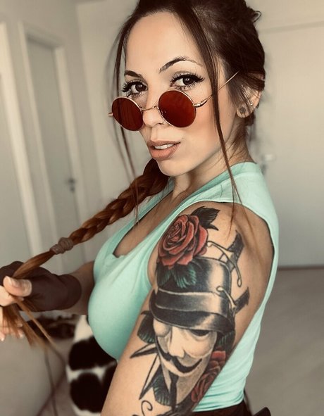 sirenafree star exclusive pics