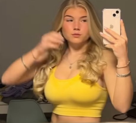 Kusrubxx perfect pornstar picture