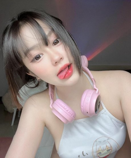 Moddum adult actress picture