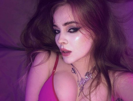 skrpnkva pornstar sexy image