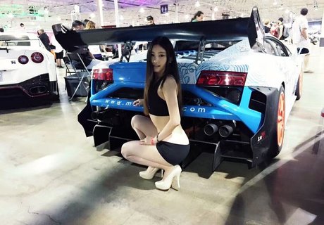 Vivika Babe pornstar adult galleries