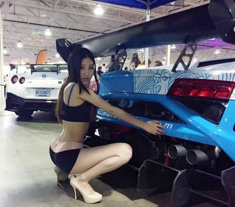 Vivika Babe model hot gallery