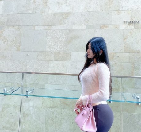 goth pawg onlyfans hd picture