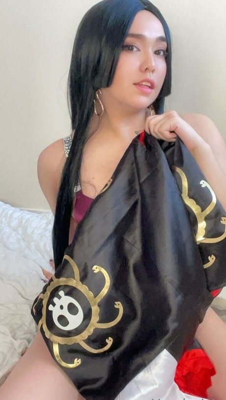 yandericia model top pictures