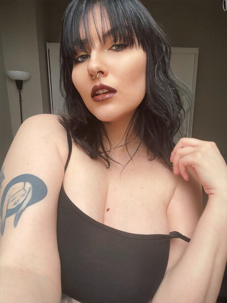 Bebe Blu FREE xxx star photos