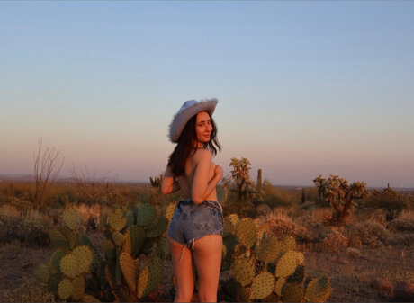 Skylar Shorts xxx actress gallery