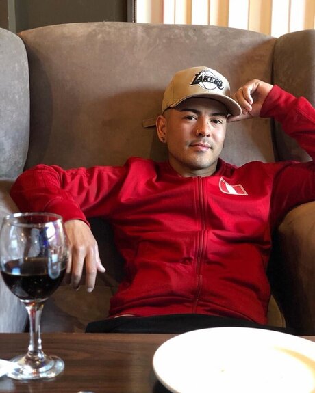 Ezequiiel model hd photos