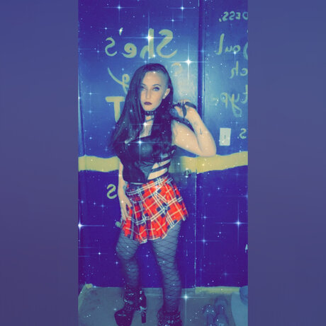 Bustydwarf pornstar nudes pic