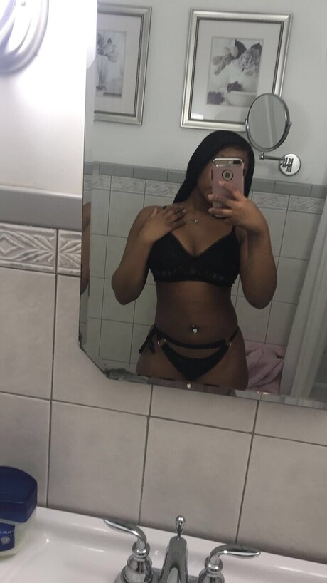 Chasm ne porn model img