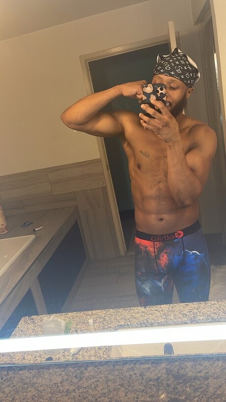 Na Daddy best model photo