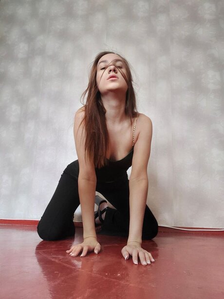 _Marianna Brown_ hot model pics