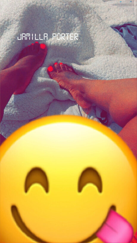 Almond Joi_ beautiful star gallery