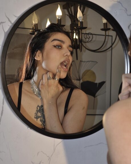 kiskiller porn model image