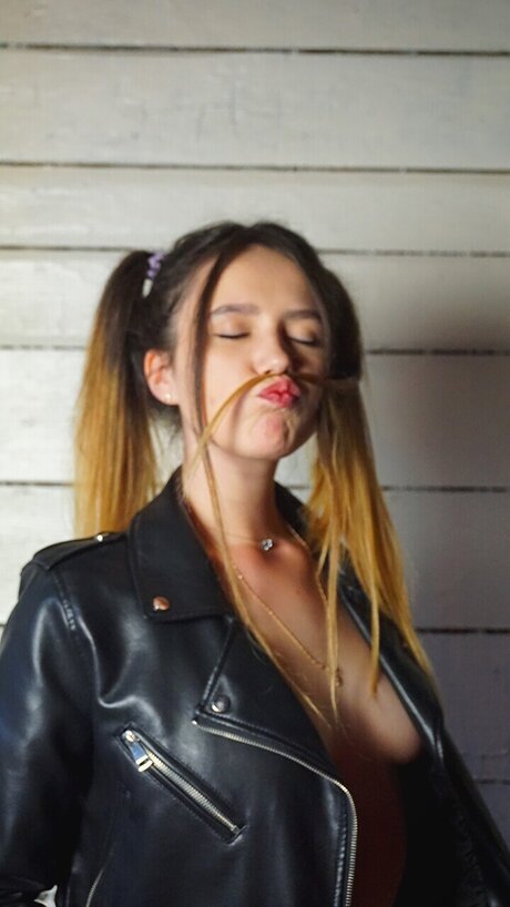 TastePlace naked star image