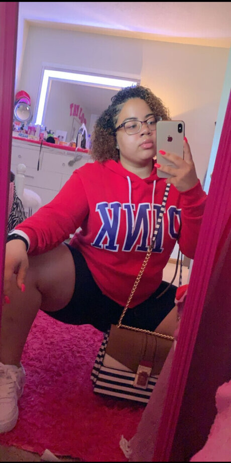 Tayy_ pretty pornstar images