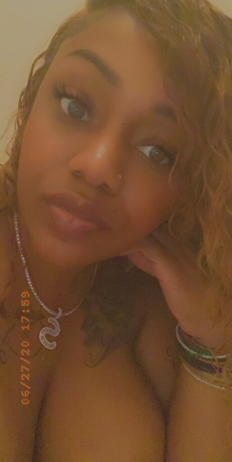 PECANTAN erotic model archive