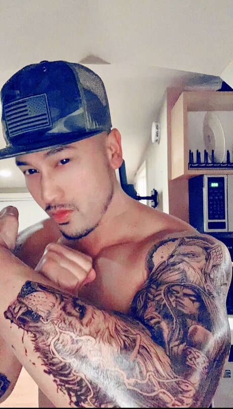 Seduce Me star perfect photo