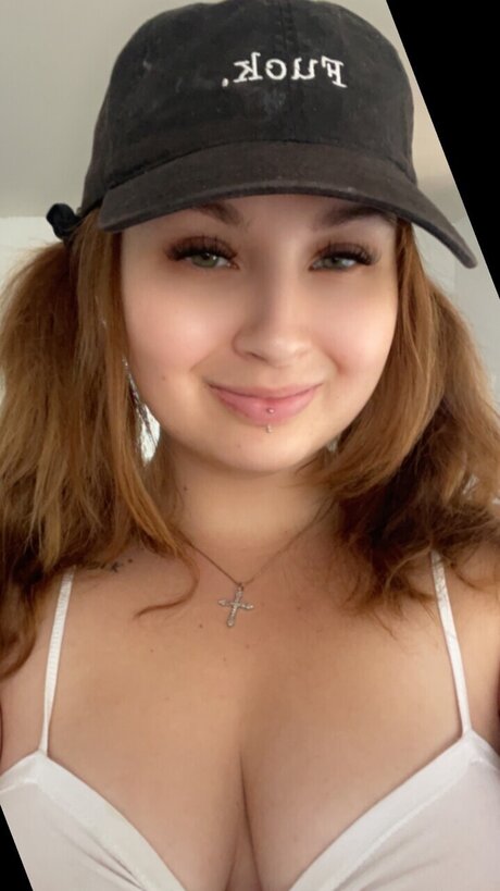 Kinzley Czak sexy pornstar photo