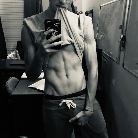 luvHERboi model adult gallery