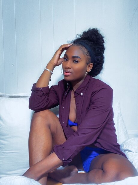 Yourtomboyinheels pornstar nude photo