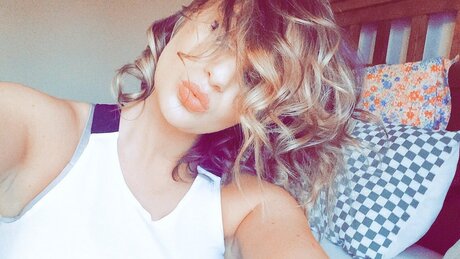 Ella berry star pretty pics