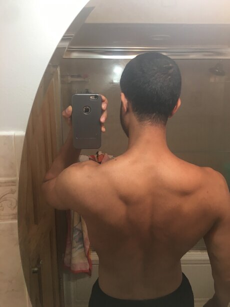 King Handsome star hot photos