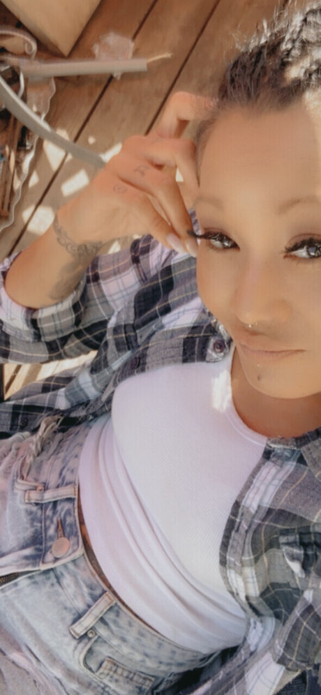 Abe06 nudes star img