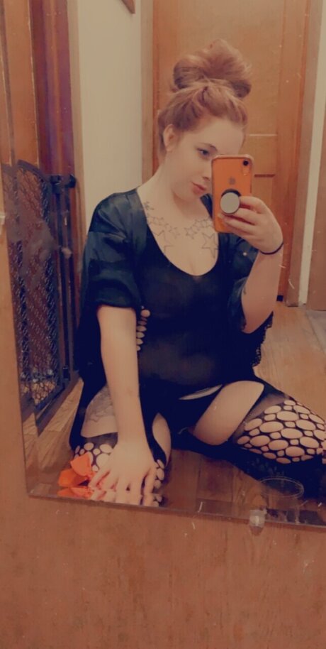 yungroxy art pornstar pics