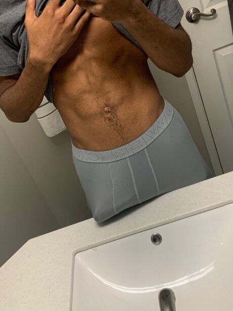 Traee porn model pics