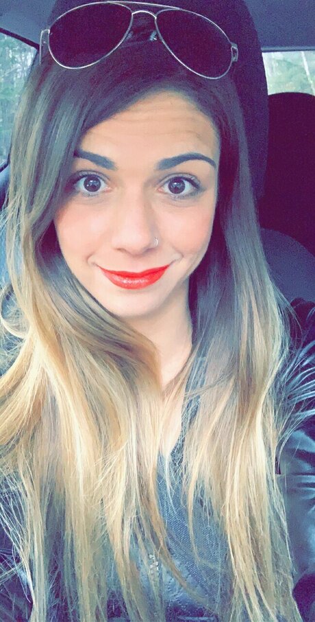 Laylah top star pics