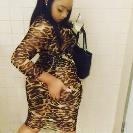 DaRealMonae erotic actress img