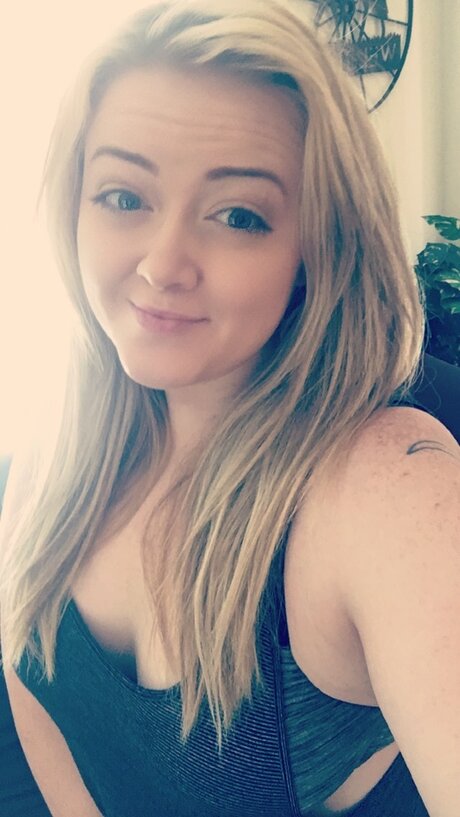 Morgan Badley nudes actress gallery