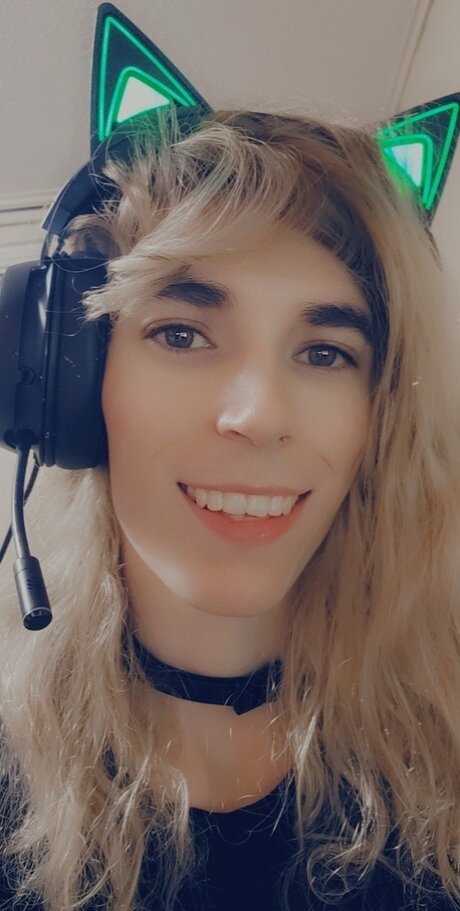 Mad Maddie28 model nudes images