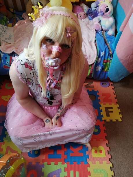 Eisha_ erotic star photos