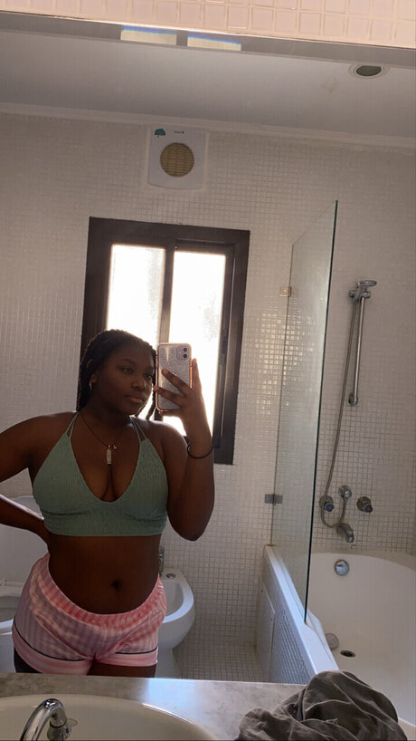 Mikyla Preston model sex img