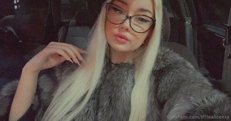 littlealicexxx pornstar pretty gallery