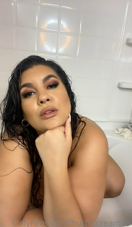 skinny blonde milf onlyfans exclusive pic