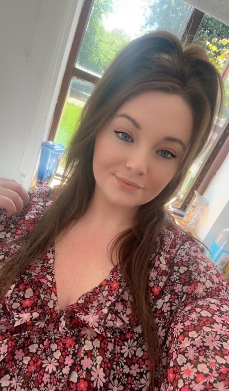 coco lls porn model img