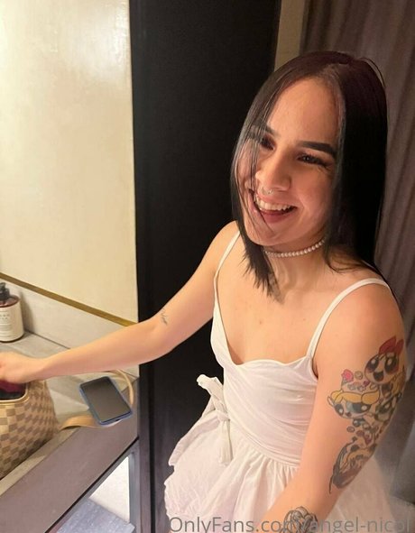 angel nicol beautiful star pictures