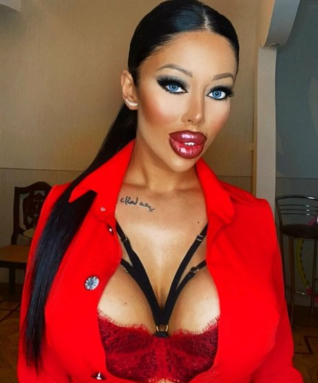 Lara Frost Fansly best actress images