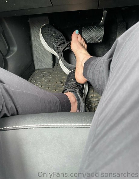 addisonsarches star naked img