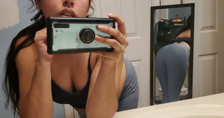 lilymina pornstar free images