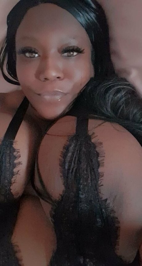 blonde babe onlyfans nice picture